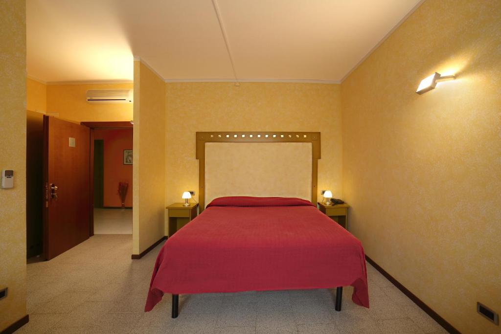 Aquamaris Hotel Sala Baganza Værelse billede