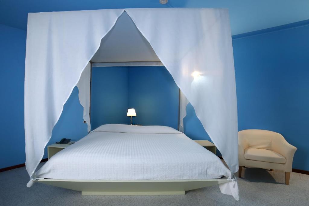Aquamaris Hotel Sala Baganza Eksteriør billede